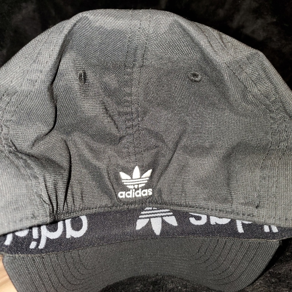 Adidas hat - Picture 2 of 2